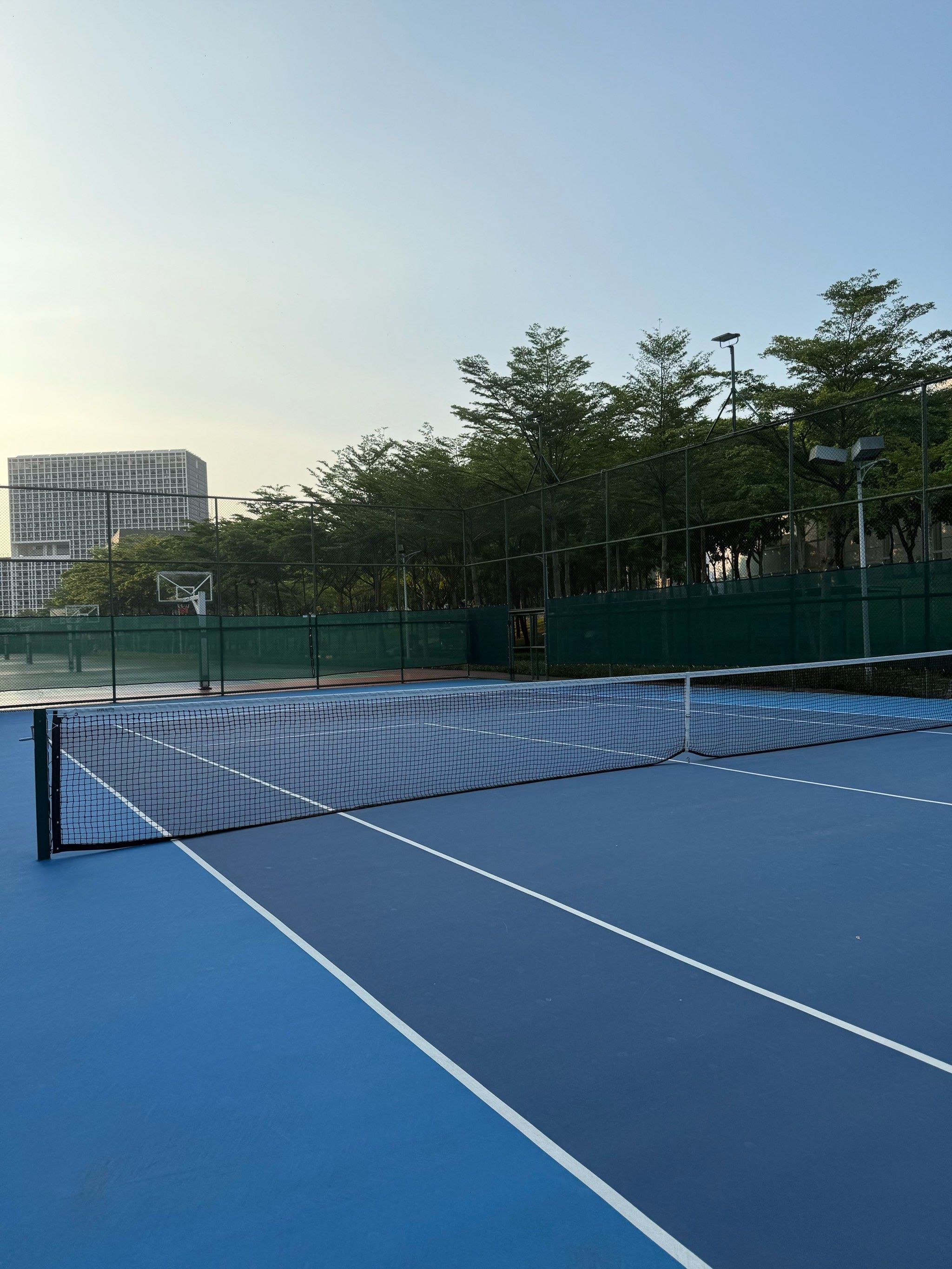 这位中场明 这位中场明