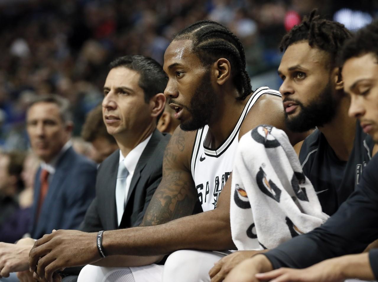 而是用冷静 而是用冷静