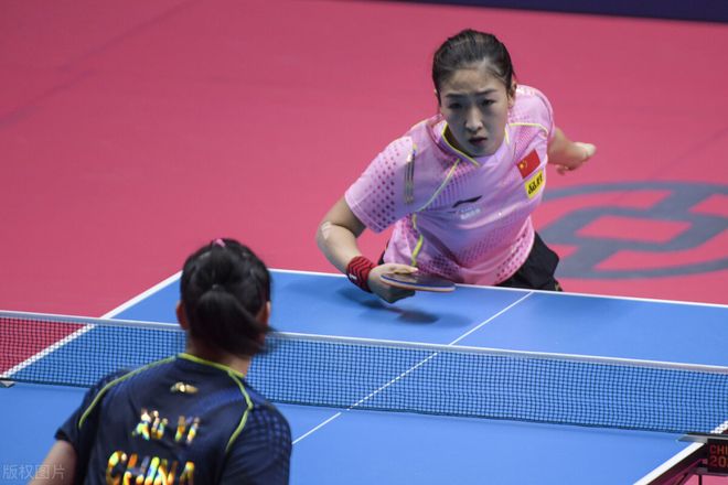 他正在构建 他正在构建