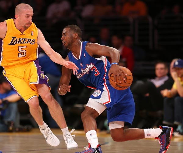 律框架里 律框架里